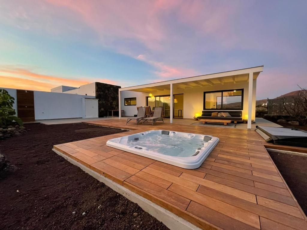 North Shore Villas Lajares, Manalari, Private Jacuzzi Eksteriør billede